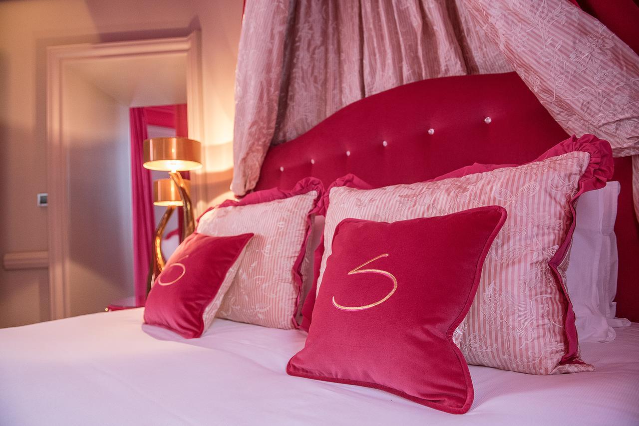 Le Stelsia Resort Saint-Sylvestre-sur-Lot Екстериор снимка