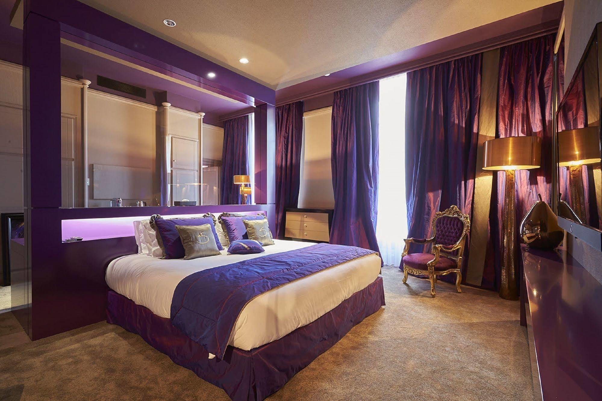 Le Stelsia Resort Saint-Sylvestre-sur-Lot Екстериор снимка