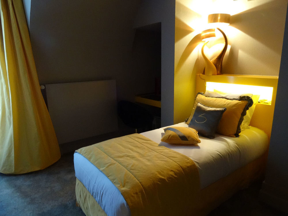 Le Stelsia Resort Saint-Sylvestre-sur-Lot Екстериор снимка