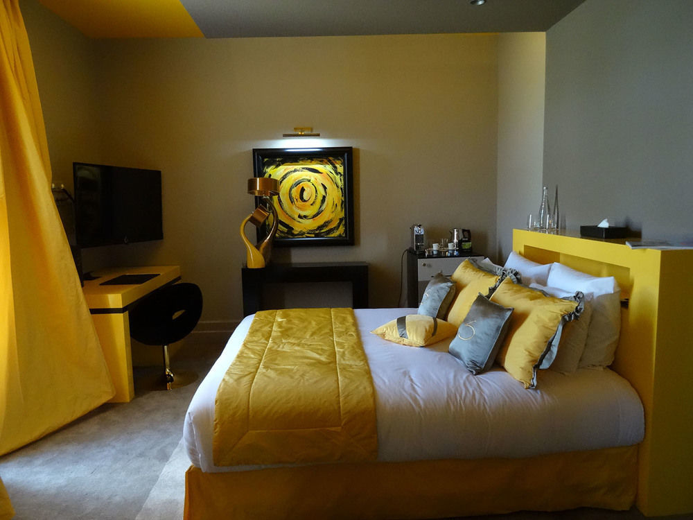 Le Stelsia Resort Saint-Sylvestre-sur-Lot Екстериор снимка