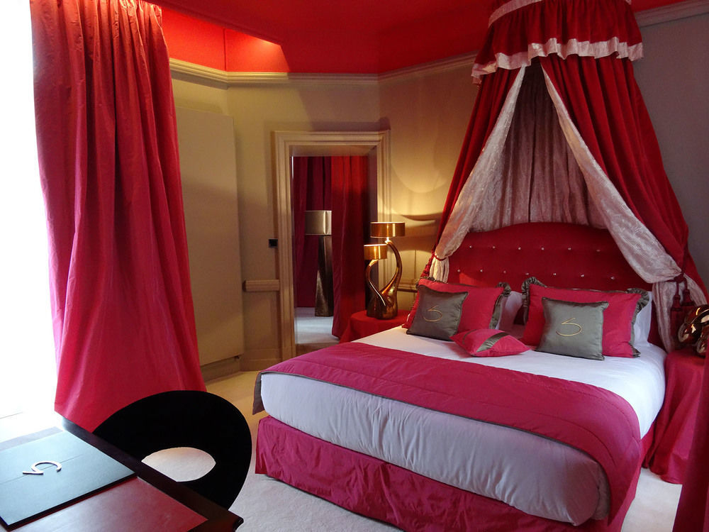 Le Stelsia Resort Saint-Sylvestre-sur-Lot Екстериор снимка